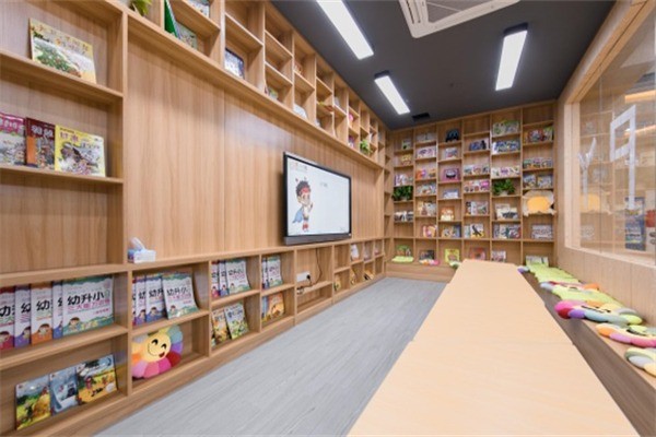 展飞智学幼小教育